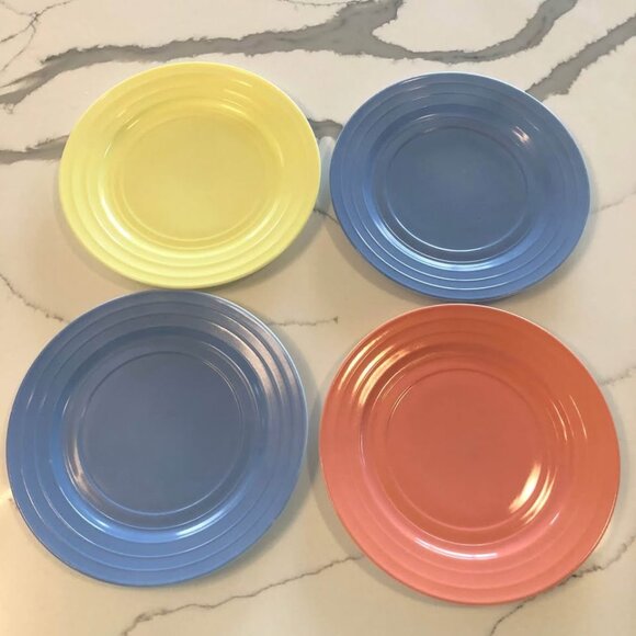 Hazel Atlas 9" Milk Glass Colorful Plates (4) - Picture 1 of 11